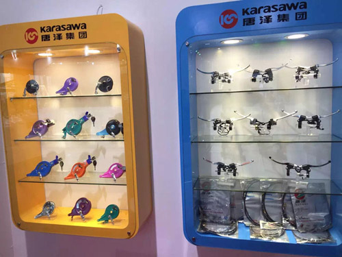 �Ɲɼ��F�_��չ