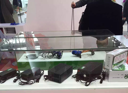 �Ɲɼ��F�_��չ